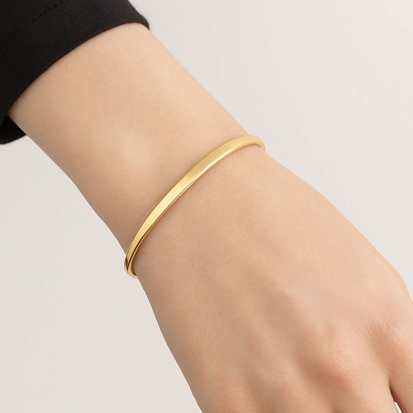 צמיד קשיח ושם ציפוי זהב