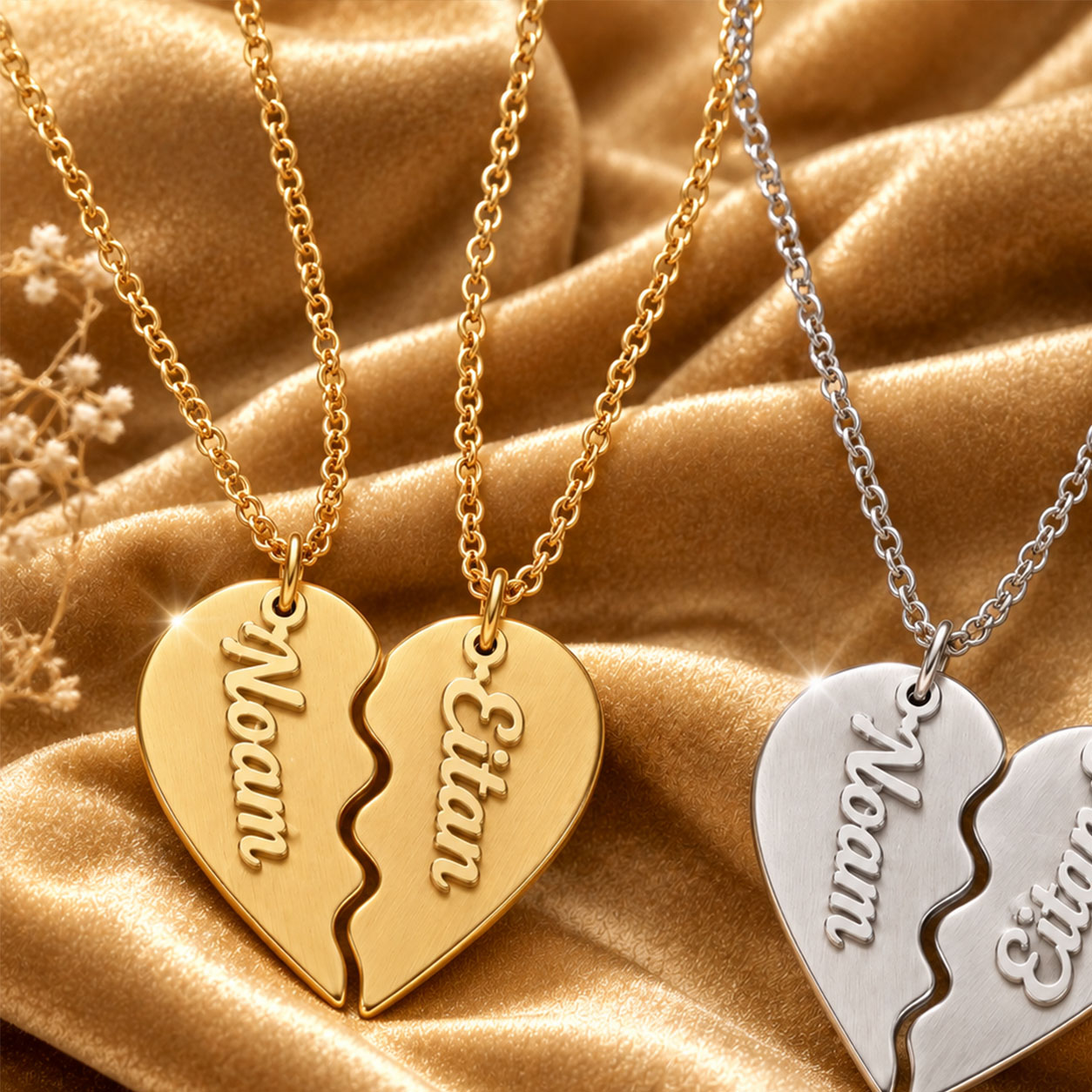 שרשרת לב חצוי לזוג עם שמות בעיצוב אישי